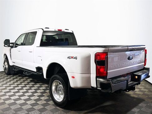 Used 2024 Ford F450 Lariat w/ Camper Package image 6