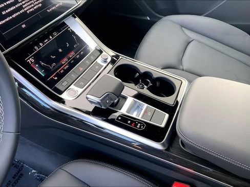 New 2026 Audi Q7 2.0T Premium image 7