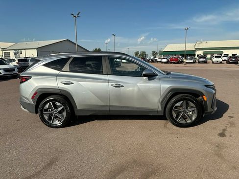 Used 2025 Hyundai Tucson SEL FWD image 35