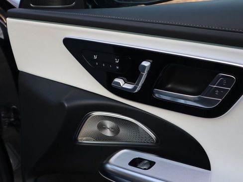 New 2026 Mercedes-Benz E 53 AMG e 4MATIC Sedan image 14