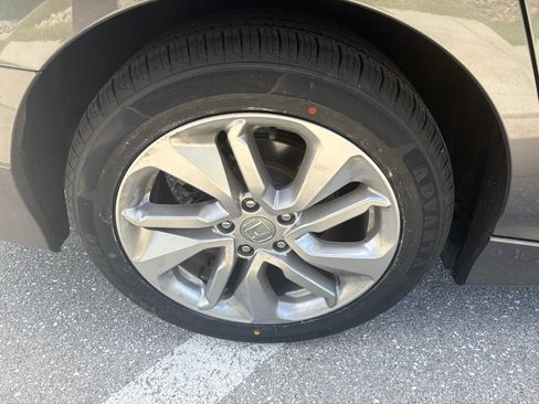 Used 2019 Honda Accord LX image 11