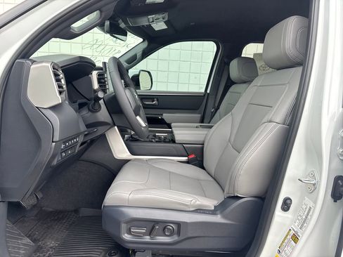 New 2026 Toyota Tundra Limited RWD image 4