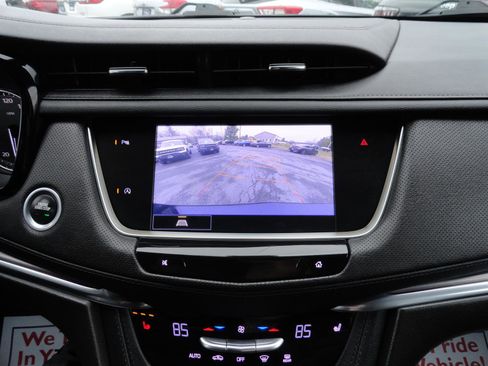 Used 2022 Cadillac XT5 Luxury AWD/4WD image 16