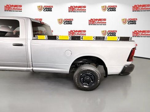 Used 2026 RAM 2500 Tradesman AWD/4WD image 15