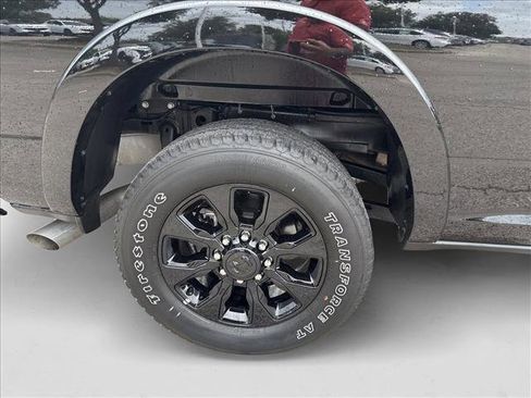 Used 2024 RAM 2500 Limited image 15