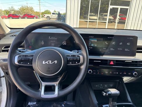Used 2025 Kia K5 LXS FWD image 14