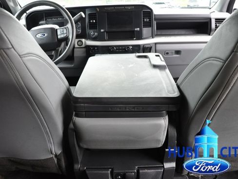 Used 2023 Ford F250 XL w/ 360-Degree Camera Package RWD image 21