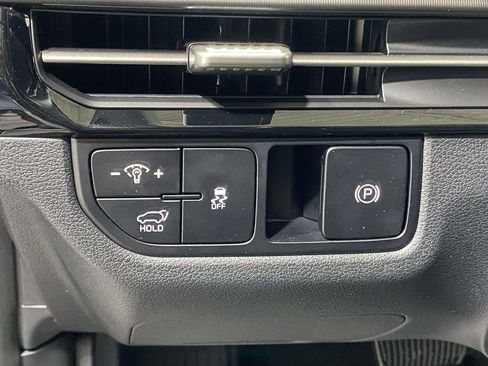 New 2026 Kia Sportage EX FWD image 20
