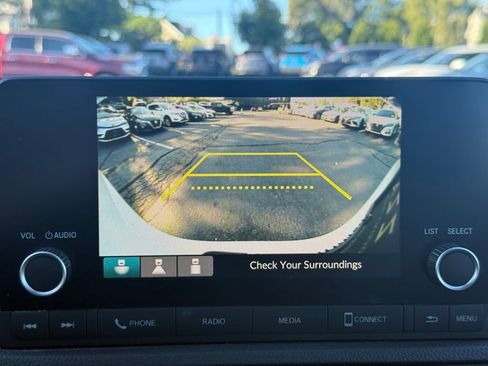 Used 2024 Honda CR-V LX image 32