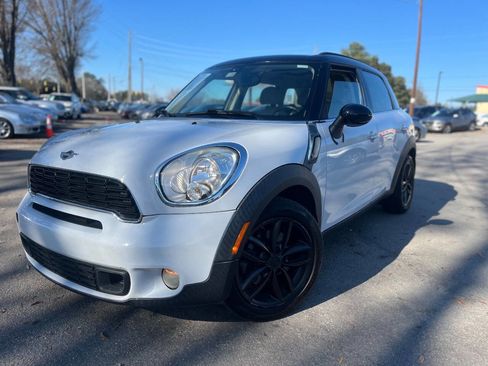 Used 2013 MINI Cooper Countryman S image 1