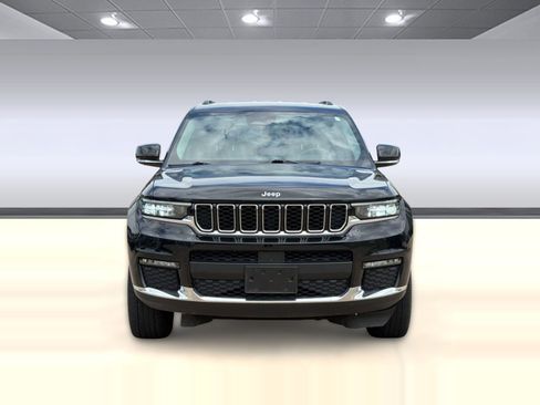 Used 2022 Jeep Grand Cherokee L Limited AWD/4WD image 6