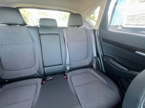 Used 2025 Kia Seltos S image 38