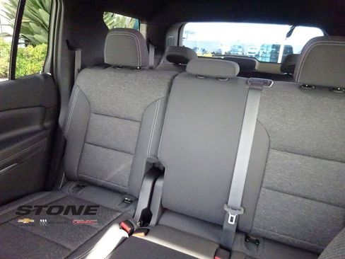 New 2026 Chevrolet Traverse LT image 14