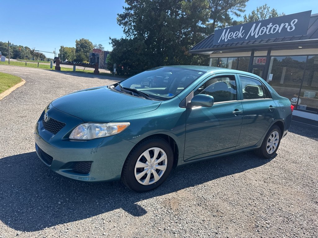 Used 2010 Toyota Corolla LE w/ All Weather Guard Pkg FWD image 2