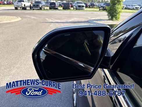 Used 2019 Ford Expedition Platinum AWD/4WD image 8