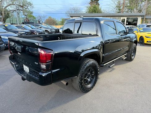 Used 2019 Toyota Tacoma SR w/ SR Convenience Package image 9
