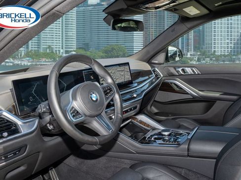Used 2024 BMW X6 xDrive40i AWD/4WD image 16
