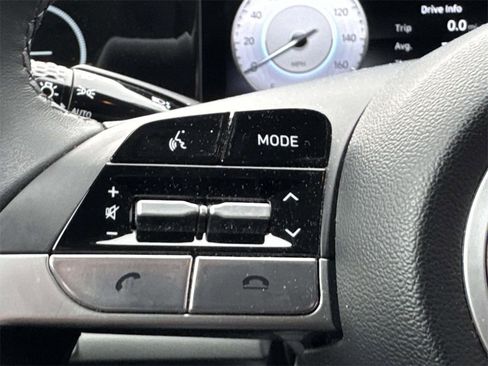 Used 2023 Hyundai Elantra Limited w/ Cargo Package image 16