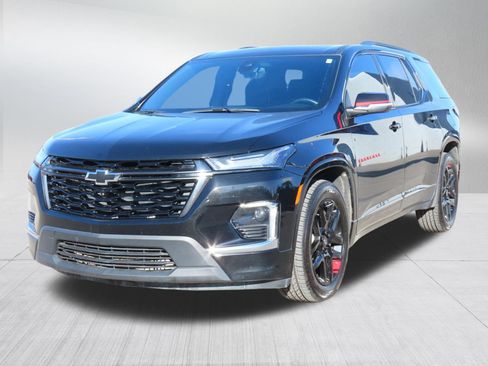 Used 2023 Chevrolet Traverse Premier w/ Redline Edition image 3