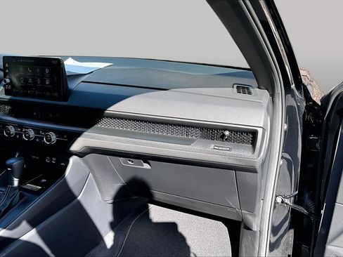 Used 2025 Honda CR-V Sport-L image 19