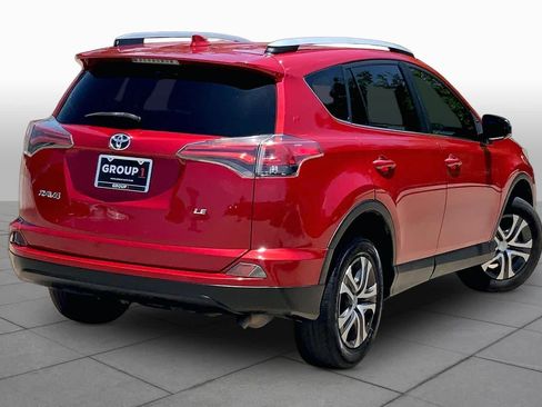 Used 2016 Toyota RAV4 LE FWD image 13