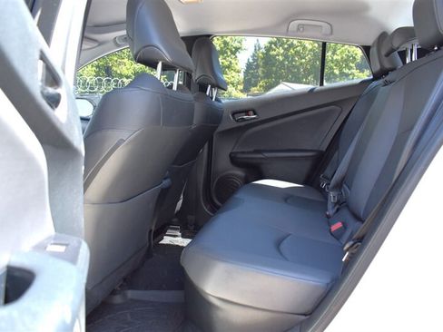 Used 2017 Toyota Prius Four w/ Advanced Technology Package FWD image 25