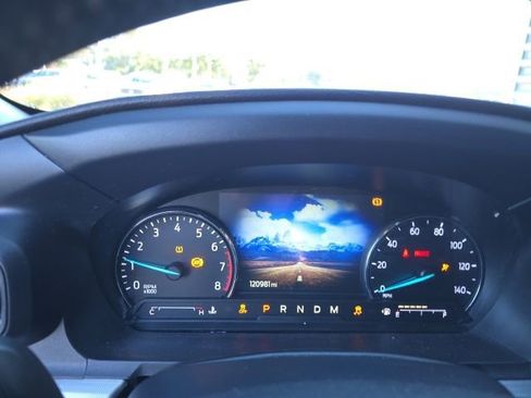 Used 2020 Ford Explorer XLT w/ Class III Trailer Tow Package image 10