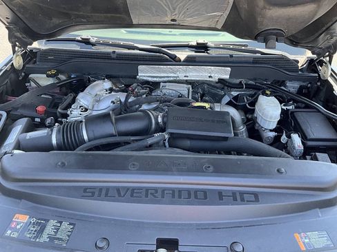 Used 2019 Chevrolet Silverado 2500 LTZ w/ Duramax Plus Package AWD/4WD image 19