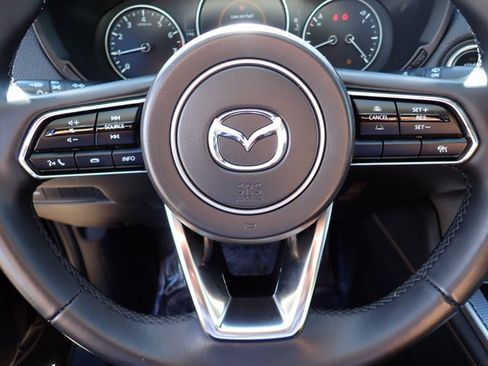 Used 2025 MAZDA CX-70 3.3 Turbo w/ Preferred Package AWD/4WD image 18