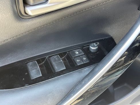 Used 2020 Toyota Corolla XSE w/ Carpet Mat Package (TMS) FWD image 6