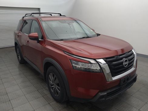 Used 2022 Nissan Pathfinder SV AWD/4WD image 13