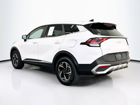 Used 2024 Kia Sportage LX image 5