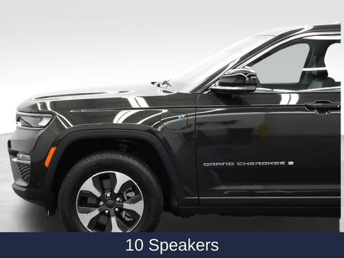 Used 2023 Jeep Grand Cherokee 4WD 4xe w/ Luxury Tech Group II image 6