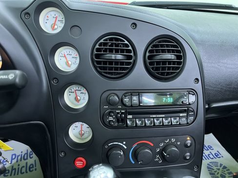 Used 2004 Dodge Viper SRT-10 RWD image 22