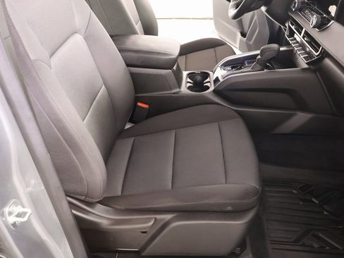 Used 2025 Chevrolet Colorado W/T w/ Advanced Trailering Package image 12