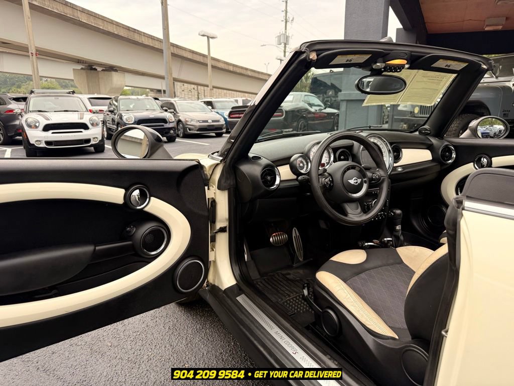 Used 2014 MINI Cooper S FWD image 17