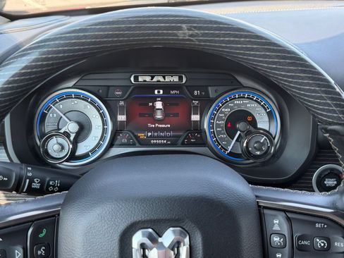 Used 2019 RAM 1500 Limited AWD/4WD image 36