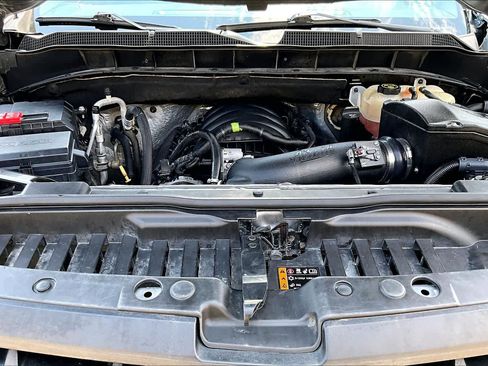 Used 2020 Chevrolet Silverado 1500 LT Trail Boss AWD/4WD image 32