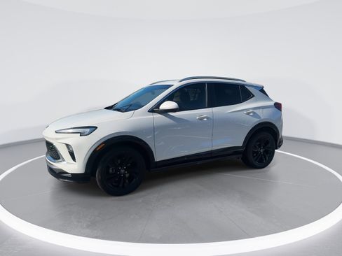 Used 2024 Buick Encore GX Sport Touring w/ Comfort Package image 5