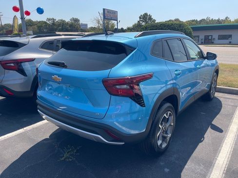 New 2025 Chevrolet Trax LT w/ LT Convenience Package image 15