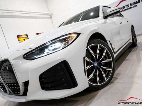 Used 2022 BMW i4 eDrive40 w/ M Sport Package image 45