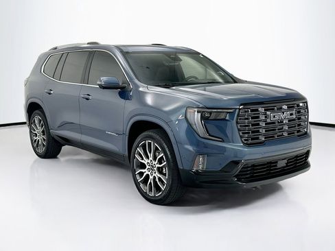 Used 2026 GMC Acadia Denali Ultimate w/ LPO, Floor Liner Package FWD image 3