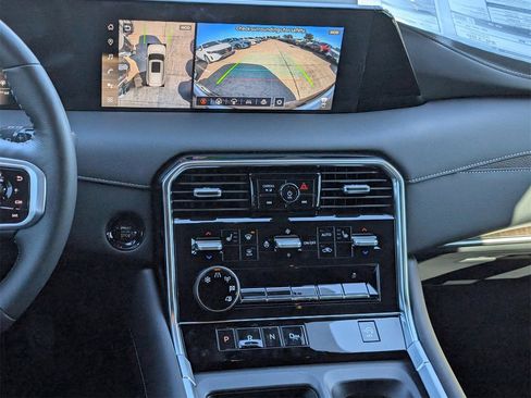 New 2026 Nissan Armada SL image 11