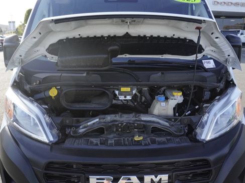 Used 2025 RAM ProMaster 2500 w/ Convenience Group FWD image 30
