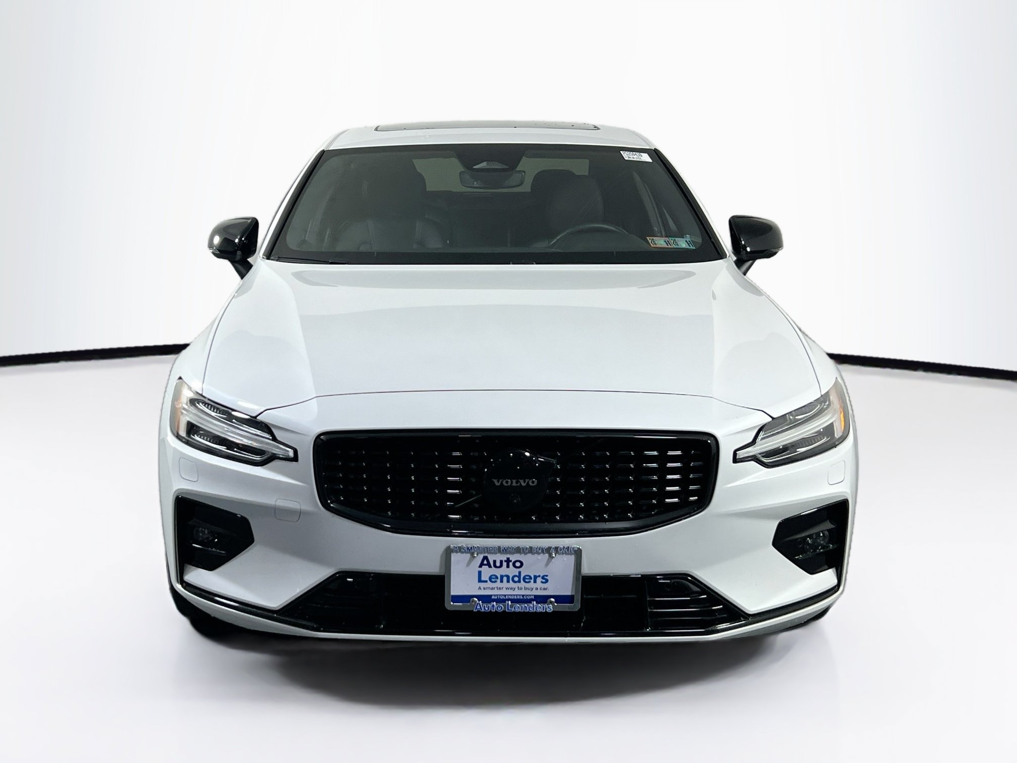 Used 2023 Volvo S60 B5 Plus w/ Climate Package AWD/4WD image 2