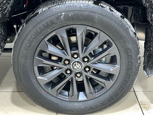 New 2026 Toyota Land Cruiser image 5