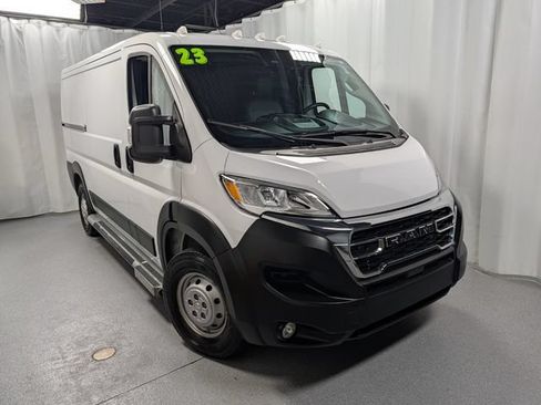 Used 2023 RAM ProMaster 2500 FWD image 2