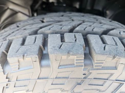 Used 2023 RAM 1500 Classic SLT w/ Electronics Group image 28