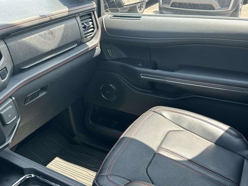 Used 2023 Ford Expedition Max Limited AWD/4WD image 35