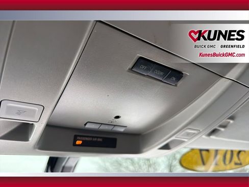 Used 2017 GMC Sierra 1500 SLE w/ SLE Value Package image 27